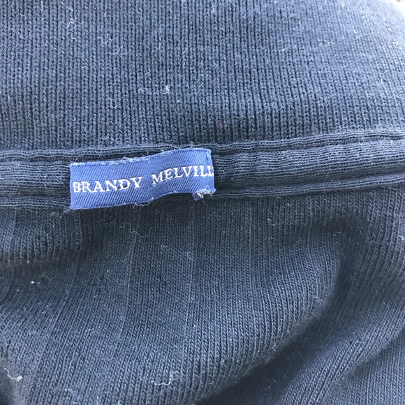 Brandy Melville Caroline Button Up Top - Picture 8 of 8